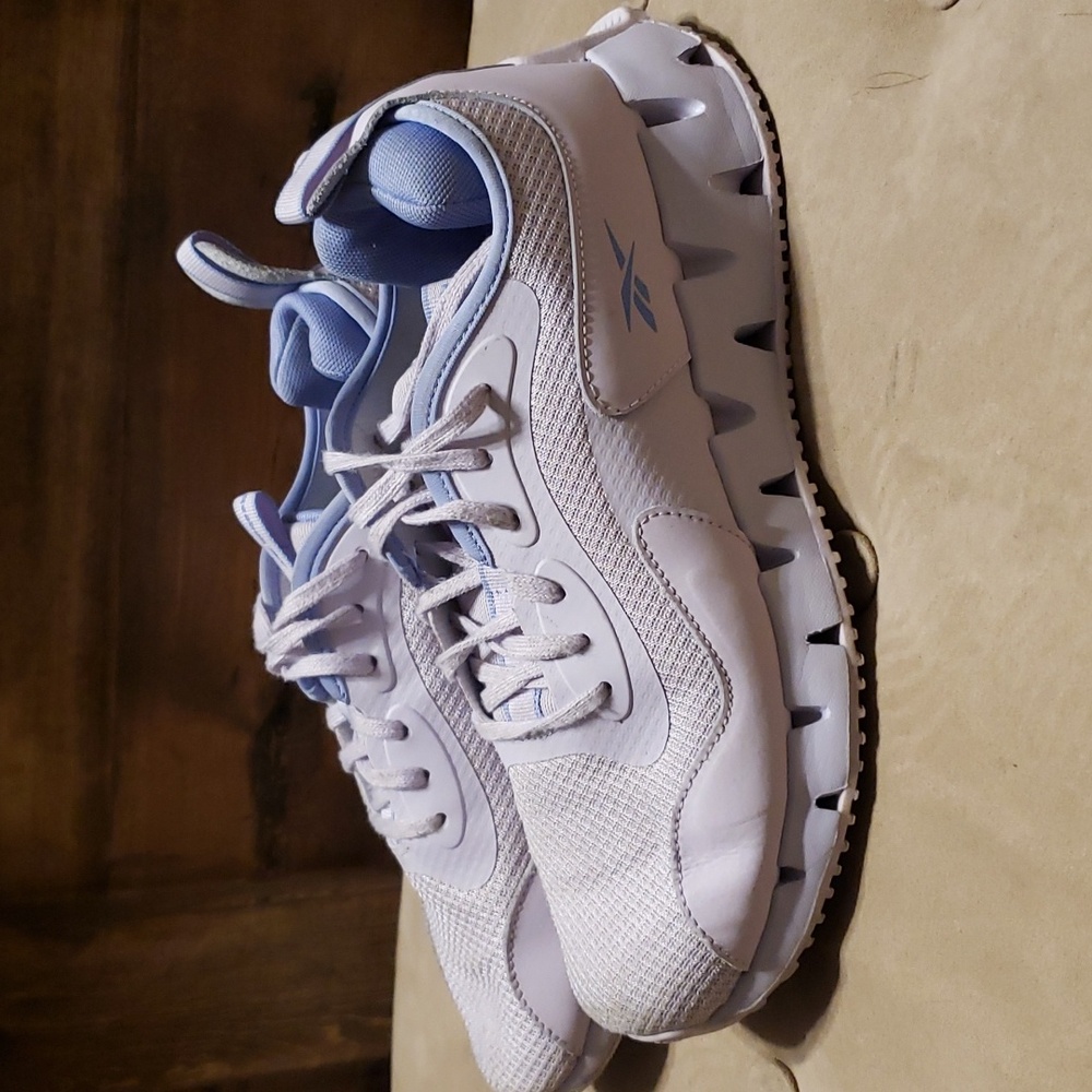 Reebok Womens Zig Dynamica AR30106W-II Size 10